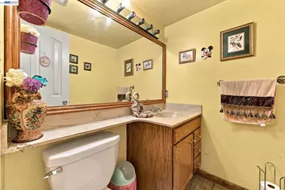 1357 Goldenlake Rd, San Jose, CA 95131 - Photo 24