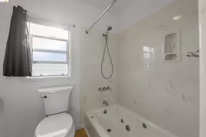 3301 82nd Ave, Oakland, CA 94605 - Photo 18