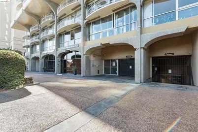 1555 Lakeside Dr #24, Oakland, CA 94612 - Photo 28