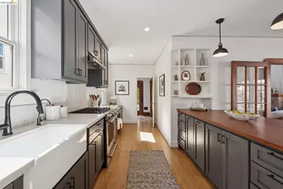 6512 Whitney St, Oakland, CA 94609 - Photo 18