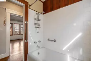 1906 Vine St, Berkeley, CA 94709 - Photo 22
