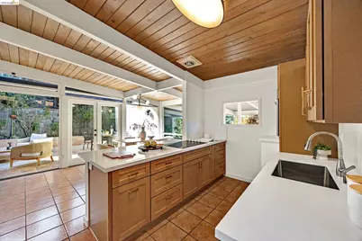2864 Shasta Rd, Berkeley, CA 94708 - Photo 18