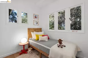 5671 Oak Grove Ave, Oakland, CA 94618 - Photo 44