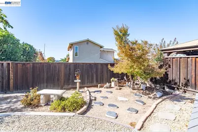 1723 Genoa St, Livermore, CA 94550 - Photo 36