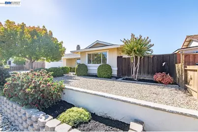 1723 Genoa St, Livermore, CA 94550 - Photo 4