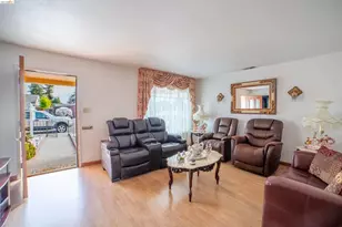 1051 Donovan Dr, San Leandro, CA 94577 - Photo 10