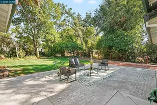 1174 St Francis Dr, Concord, CA 94518 - Photo 20