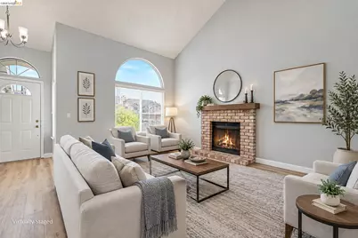 304 Greystone Dr, Antioch, CA 94509 - Photo 2
