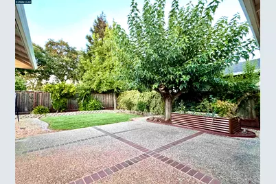 926 Sassel Avenue, Concord, CA 94518 - Photo 36