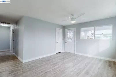 3892 Brougham Way, Olivehurst, CA 95961 - Photo 6