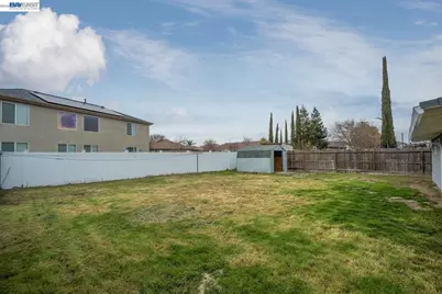 3892 Brougham Way, Olivehurst, CA 95961 - Photo 2