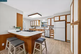 245 Pickering Pl, Walnut Creek, CA 94598 - Photo 10