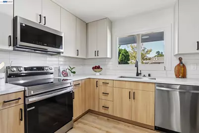967 Elizabeth Dr, Santa Clara, CA 95050 - Photo 20
