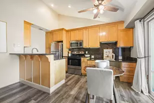 5717 Makati Cir, San Jose, CA 95123 - Photo 10