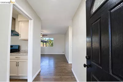 1002 Hillside Ter, Rio Vista, CA 94571 - Photo 4