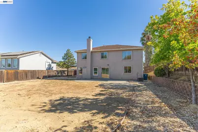 1121 Prewett Ranch Dr, Antioch, CA 94531 - Photo 32