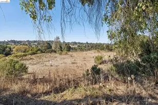 4685 Upland Dr, Richmond, CA 94803 - Photo 50