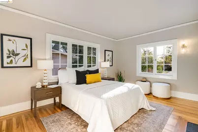 6487 Benvenue Ave, Oakland, CA 94618 - Photo 52