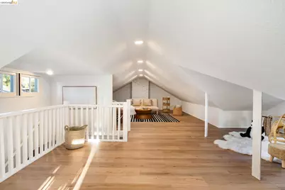 6487 Benvenue Ave, Oakland, CA 94618 - Photo 62