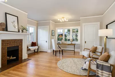 6487 Benvenue Ave, Oakland, CA 94618 - Photo 54