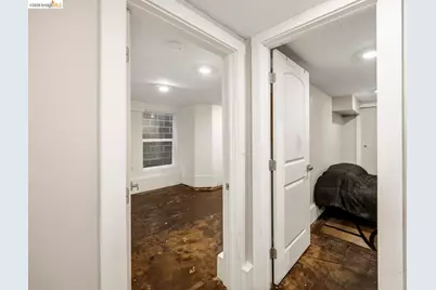 3131 Magnolia St, Oakland, CA 94608 - Photo 16