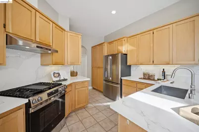 5503 Rainbow Cir, Santa Rosa, CA 95409 - Photo 18