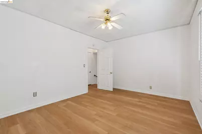 7650 Ney Ave, Oakland, CA 94605 - Photo 18
