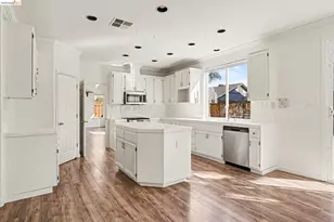 160 Malaga Way, Brentwood, CA 94513 - Photo 14