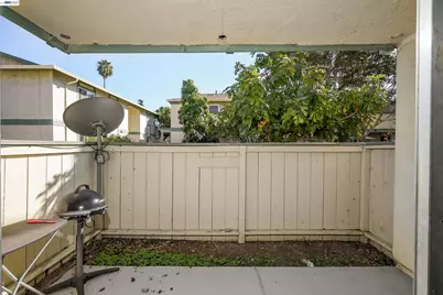 725 Auburn Pl #109, Hayward, CA 94544 - Photo 26