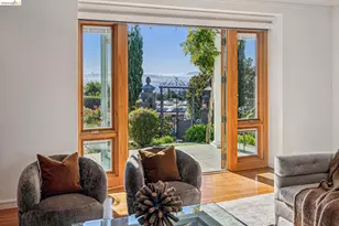 100 Pershing Dr, Oakland, CA 94611 - Photo 8