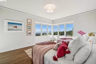 100 Pershing Dr, Oakland, CA 94611 - Photo 26