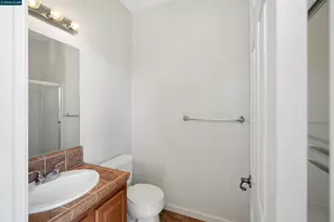 2060 Tsushima, Hercules, CA 94547 - Photo 24