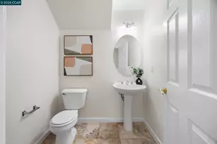 570 Terrano Ct, Fairfield, CA 94534 - Photo 10
