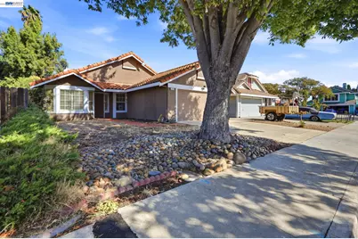 275 Arroyo Hondo Cir, Tracy, CA 95376 - Photo 2