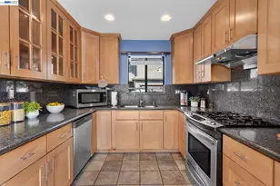 20061 Santa Maria Ave, Castro Valley, CA 94546 - Photo 16