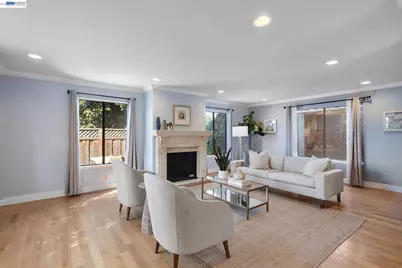 20061 Santa Maria Ave, Castro Valley, CA 94546 - Photo 2