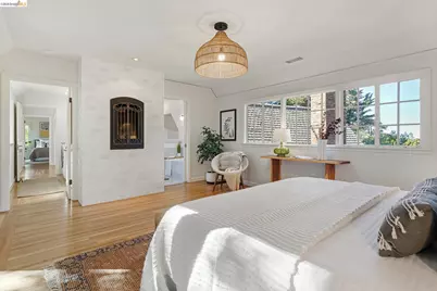 6526 Longwalk Dr, Oakland, CA 94611 - Photo 48