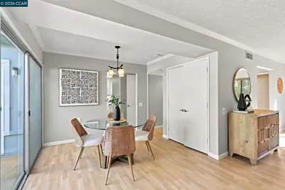 2116 Pine Knoll Dr #7, Walnut Creek, CA 94595 - Photo 10
