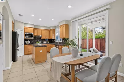 2333 Elan Ln, San Ramon, CA 94582 - Photo 14