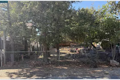 1341 Veale Ave, Martinez, CA 94553 - Photo 1