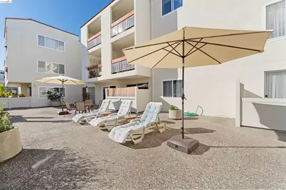 288 Whitmore #402B, Oakland, CA 94611 - Photo 38