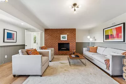 2562 Charleston St, Oakland, CA 94602 - Photo 60