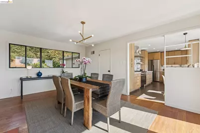 2562 Charleston St, Oakland, CA 94602 - Photo 32