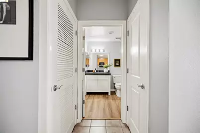 655 12th St #209, Oakland, CA 94607 - Photo 4