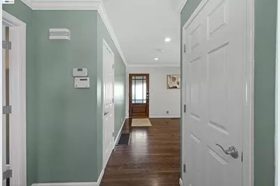 26700 Fairview Ave, Hayward, CA 94542 - Photo 4