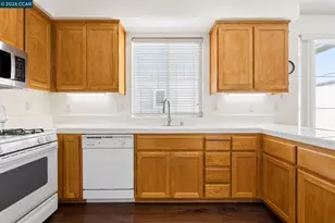 1012 Craftsman Dr, Hercules, CA 94547 - Photo 10