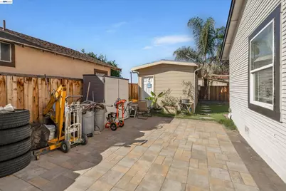 717 Metcalf Ct, Tracy, CA 95376 - Photo 28