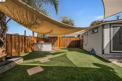 717 Metcalf Ct, Tracy, CA 95376 - Photo 24