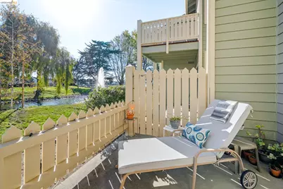159 Lakeshore Ct, Richmond, CA 94804 - Photo 20