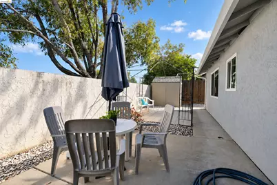16 Dunes Ct, Antioch, CA 94509 - Photo 20